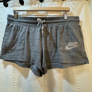 Nike Women’s XL Gray Drawstring Lounge Shorts Pocket Logo Athletic